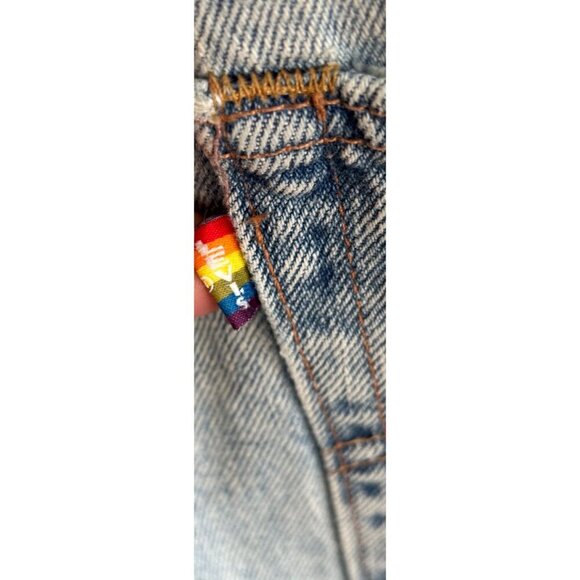 Levi's Pride Liberation Womens Bib Overalls Shortalls Romper Denim Blue Sz L - Picture 10 of 16